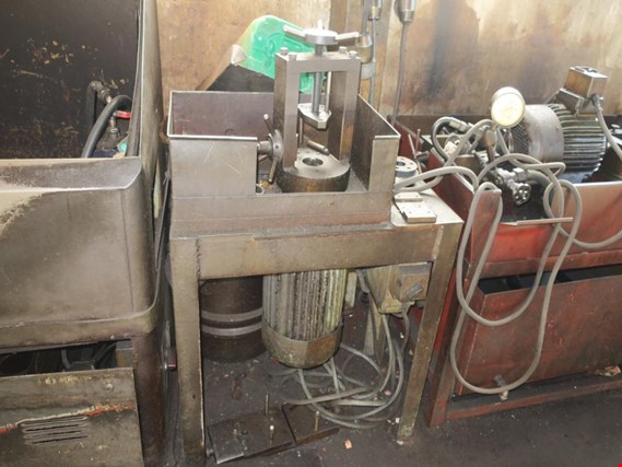 Lapovací stroj pro vstřikovací čerpadla (Auction Premium) | NetBid ?eská republika